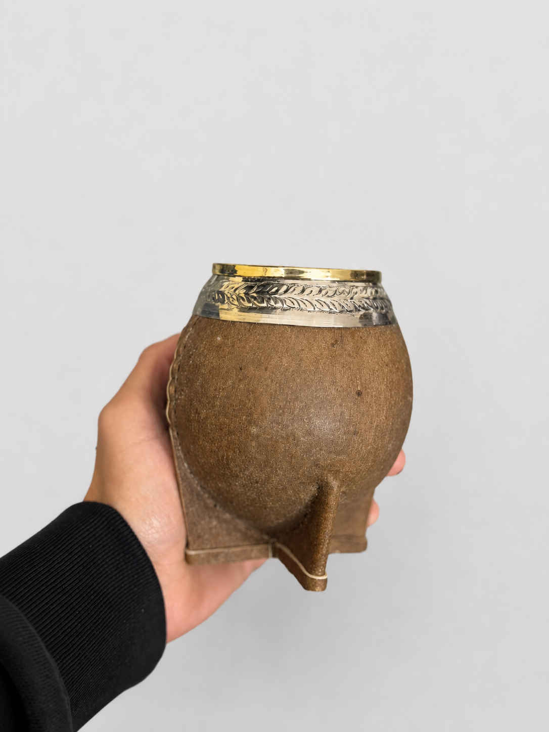 Mate torpedo cuero crudo virola cincelada