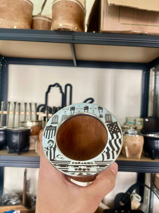 Mate camionero de algarrobo Diseño Premium - Peñarol