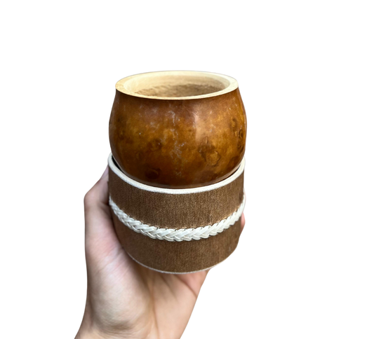 Mate común pulido + posamate cuero con costura