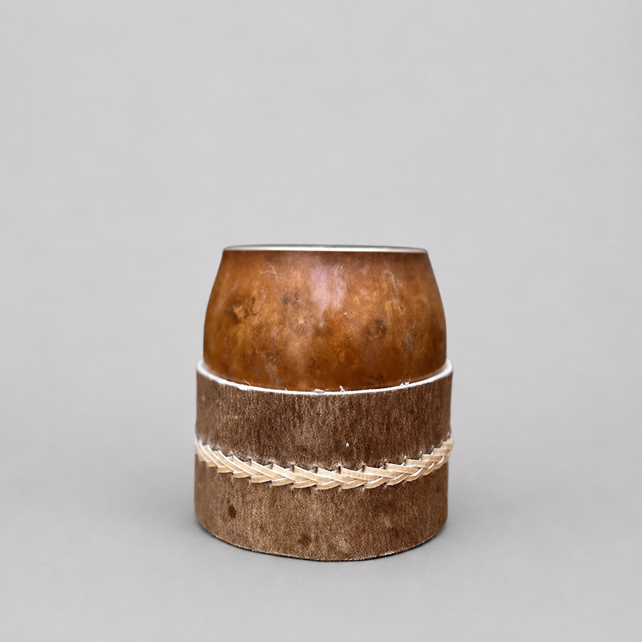 Mate común pulido + posamate cuero con costura