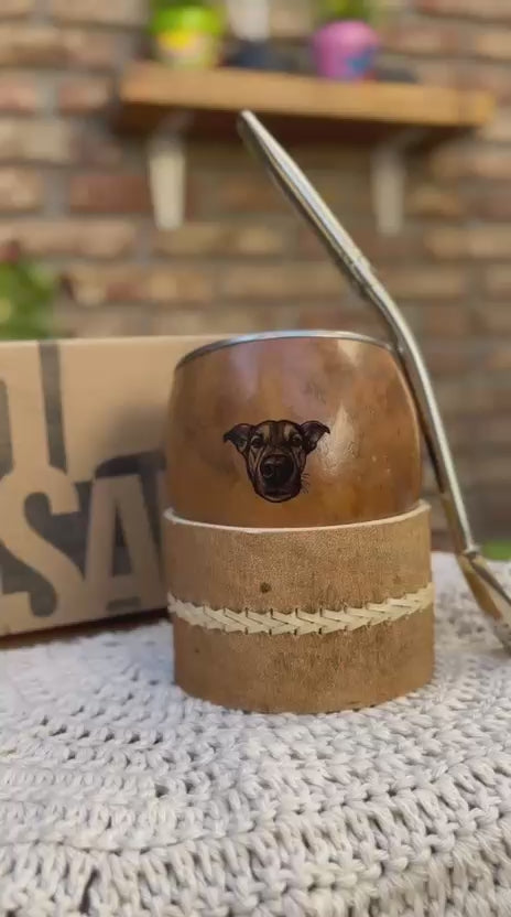 Mate boquilla chata personalizado + posa mate de cuero y bombilla de alpaca